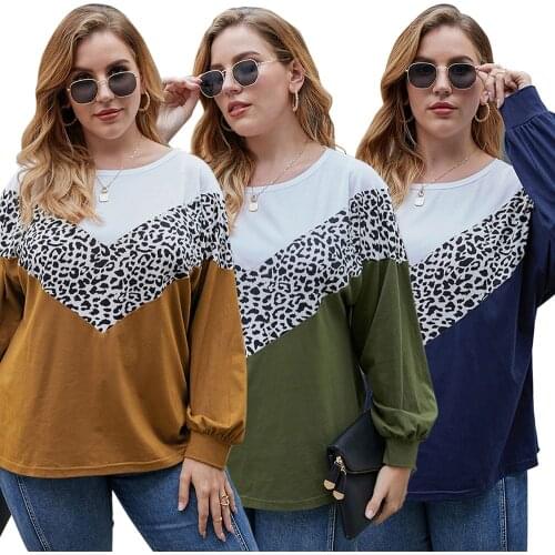 Plus Size Women T-Shirts Tops Leopard Printed Contrast Colour Tee Shirts Winter Round Neck Tshirts Casual Loose Tee Tops D3
