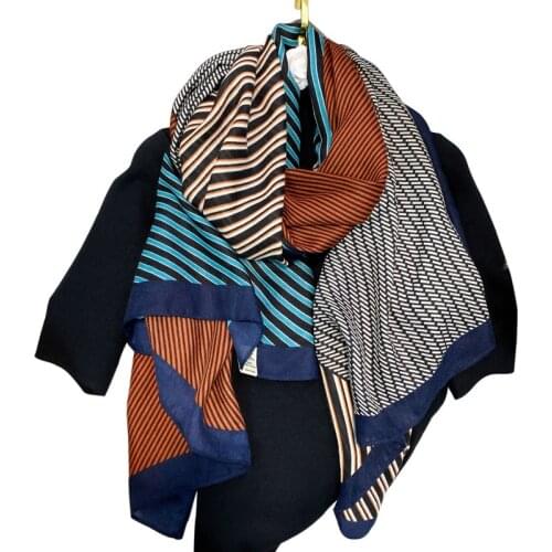 2021Luxury Brand Women Cotton Scarf Large Shawls Pashmina Hijab Foulard Echarpe Print Lady Beach Stole Head Scarves