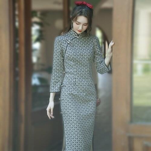 New Style Long Sleeve Cheongsam Dresses Winter Daily Temperament Women Long Elasticity Cheongsam Improved Qipao 4XL Plus Size