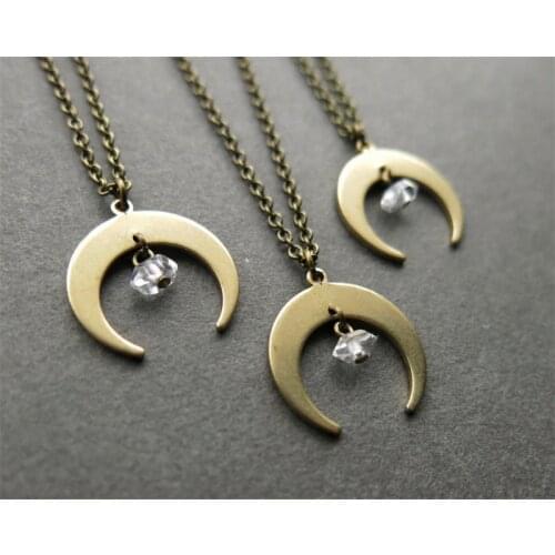 Gothic Hippy Crescent Moon Crystal Necklace Pendant Punk Jewelry Natural Crystal Choker Wiccan Witch Charm Delicacy Women Gift