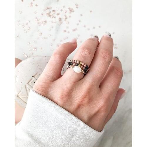 Natural Rhodolite Freshwater Pearl Ring Set Classic Retro Elegant Romantic Rings with Stainless Steel Bead for Women and Girls