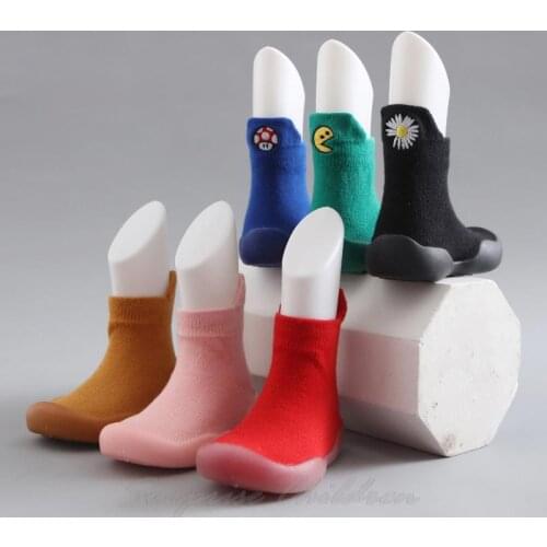 2021 Babys Outdoor Breathable Cotton Non-slip Soft Bottom Shoes Rubber Sole Letter Shoes First Walker Sole Cute Baby Sock Shoes