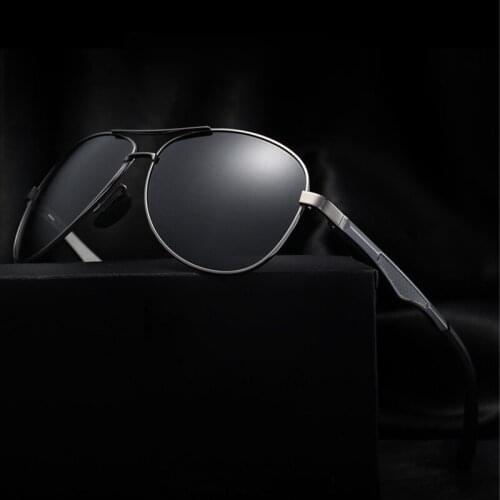 Men Vintage Alloy Polarized Sunglasses Classic Brand Sun glasses Coating Lens Driving Shades For Men/Women De Sol