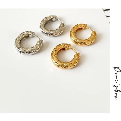 PerisBox 2019 Fashion Gold Textured Hollow Hoop Earrings Geometric Pattern Carving Hoop Earrings Stylish Women Earrings Hoops