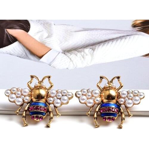 Vintage Women Imitation Pearl Crystal Earrings Metal Animal Bee Stud Earrings Trendy Cute Lovely Party Jewelry