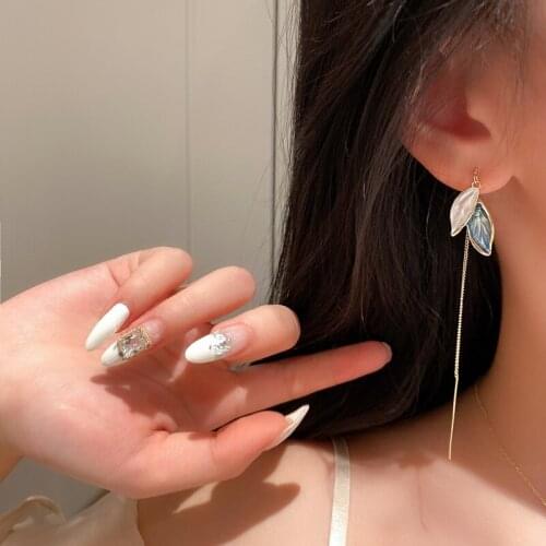 ZN New Metal Trendy Fresh Lovely Sweet Leaf Dangle Earrrings For Women Fashion Metal Cute Earring Party Jewelry Gift