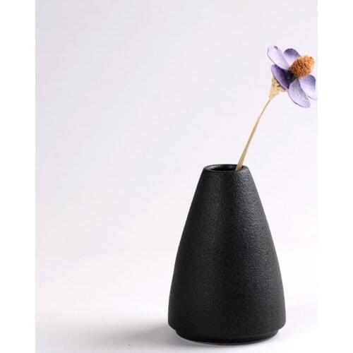 Black Ceramic Small Vase Home Decoration Crafts Tabletop Ornament Simplicity Japanese-style Decoration