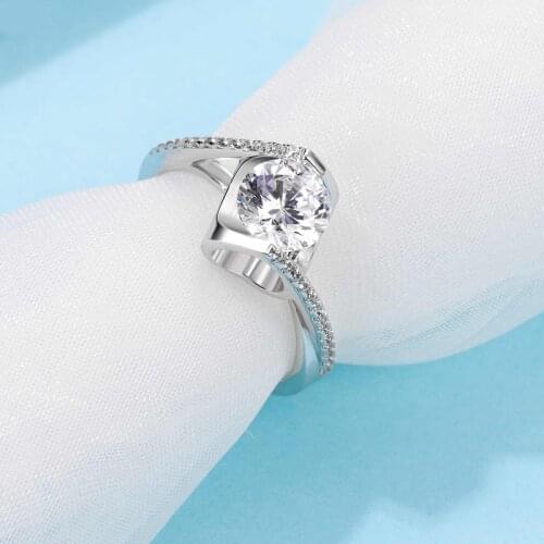 Omantic heart shape luxury Moissanite ring 4 claws Trendy style 925 silver Engagement Anniversary Ring 1ct round excellent cut