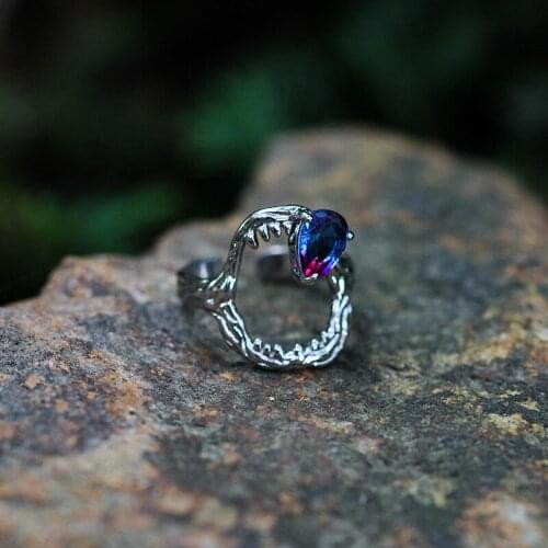 Metal hip-hop trend hollow geometric shark mouth teeth purple diamond heart-shaped ring ring female