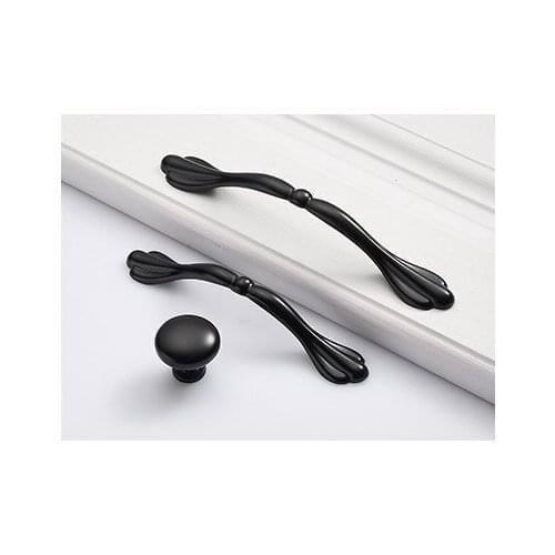 Furniture Hardware European Handle And Cupboard Cabinet Door Knob( C.C.:100mm L:114mm )