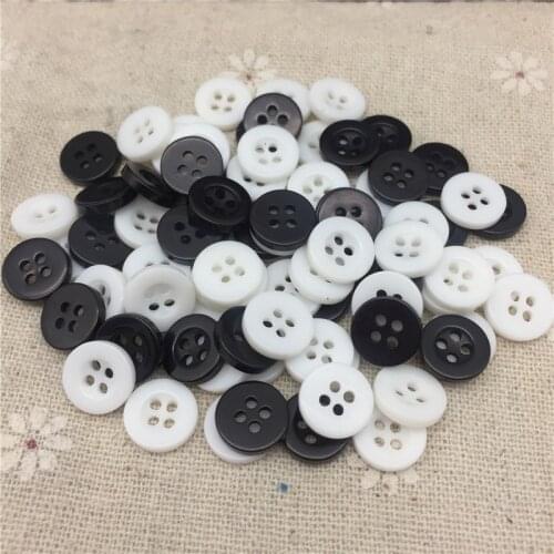 100pcs 15mm Resin Round White/Black Buttons Sewing 4 Holes DIY Shirt Clothing Accessories