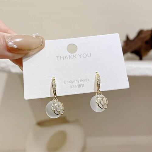 Cute Fashion Flower Opal Earrings European And American New Retro Elegant Sweet Simple Round Pendant Ear Jewelry Female