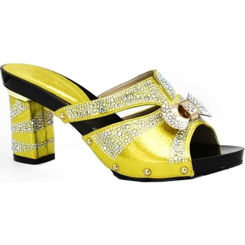New Arrival Yellow Ladies Shoes Decorated with Rhinestone African Parties Shoes for Women Nigerian Women Shoe Italian Women Shoe