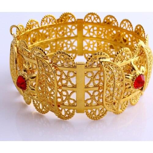 The New European and American Ethnic Style 18k Gold-Plated Copper Wide Bracelet Gold Hollow Leaf Inlaid AAA Zircon Bracelet