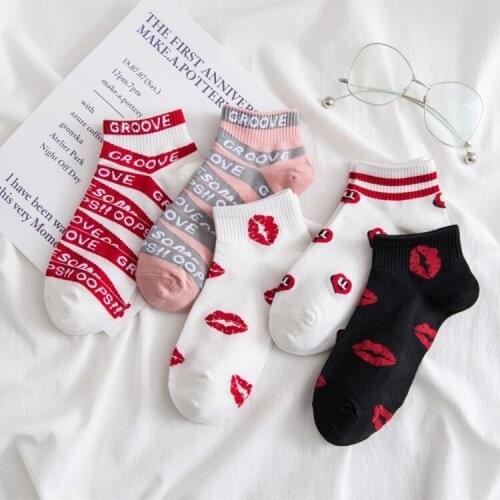 2021 New Harajuku Kawaii Women Socks Fashion Unisex Red Heart Lip Print Pattern Letter Casual Ankle Funny Socks White Cotton