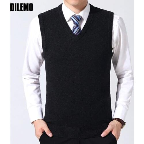 2021 New Fashion Brand Sweater Man Pullovers Vest Slim Fit Jumpers Knitwear Sleeveless Winter Korean Style Casual Clothing Men