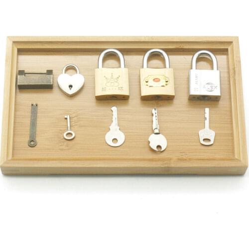 Montessori Locks and Keys with Tray Practical Life Material Educational Wooden Toys For Children Learning Toys MD1244H