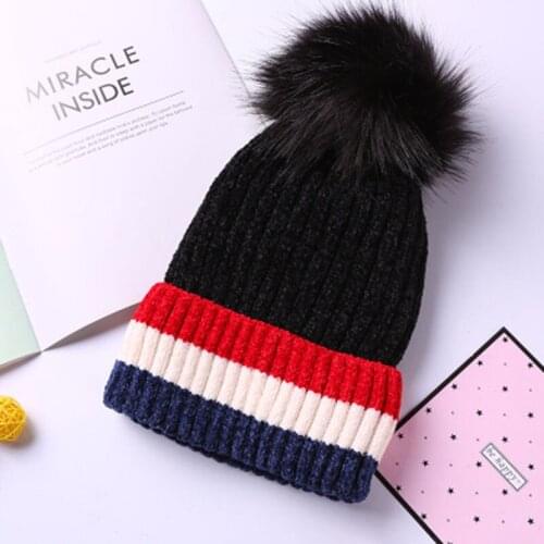 2020 New Thickend Winter Hat 's For Women Knitted Wool With Striped Cap Lovely Big Pompoms Beanie Luxury Brand Women Hats