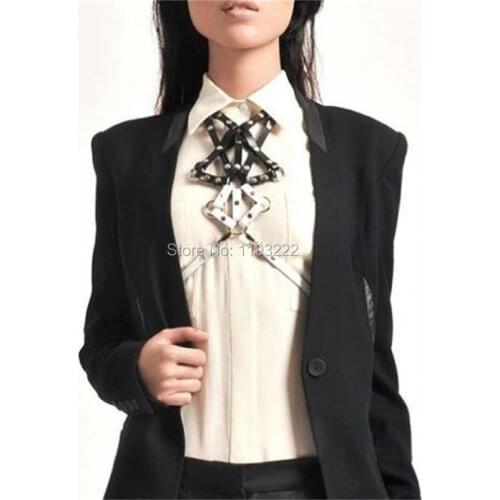 Sexy Women Men Unisex Handcrafted Leather Choker Harness Black white Leather Sculpting Waist Belt Straps