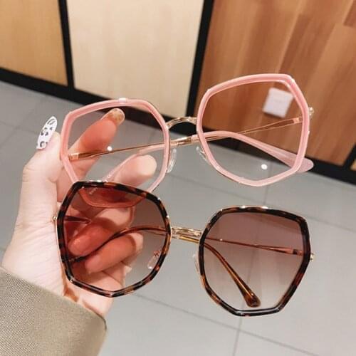SO&EI Fashion Polygon Gradient Women Sunglasses Vintage Irregular Big Frame Eyewear Trending Ladies Shades Pink Sun Glasses