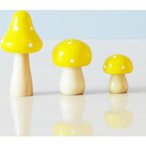 3pcs/lot Wood Mushrooms Miniature Fairy Garden Home Decoration Craft Micro Landscape Decor DIY Gift Moving Forest ML 004