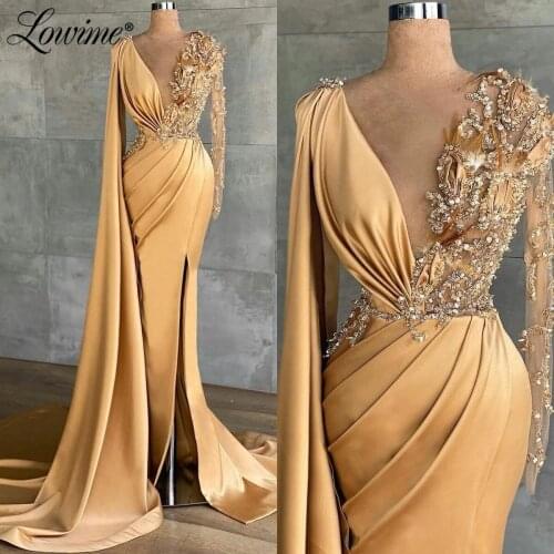 Saudi Arabia Champagne Evening Dresses Formal Long Mermaid Party Gowns 2021 Plus Size Beaded Feather Satin Prom Dress Vestidos