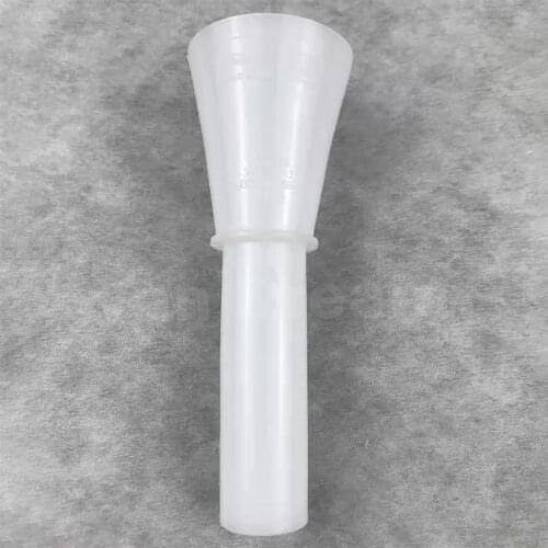 LR073691 Refueling Funnel For Range Rover Discovery 3/4 LR3 LR4 Range Rover Sport Diesel Version Refueling Gun Nozzle Converter