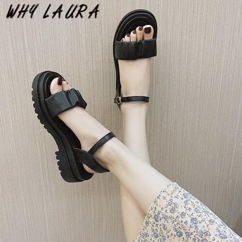 2021 new summer Korean womens sandal buckle design black and white sandals comfortable open toe women platform kitten heelsr