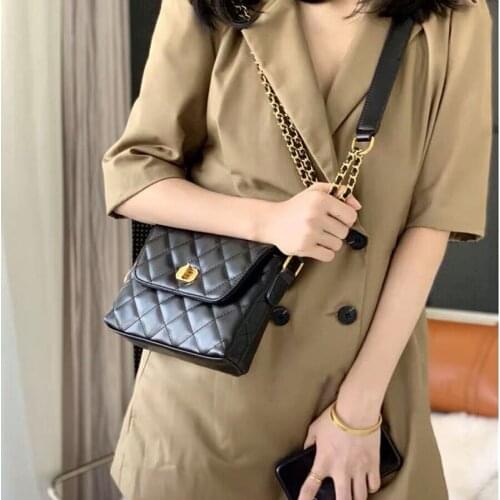 Fashion Chain Handbag For Women 2021 High Quality PU Leather Shoulder Messenger Bags Luxury Female Travel Tote Bag Small Purse