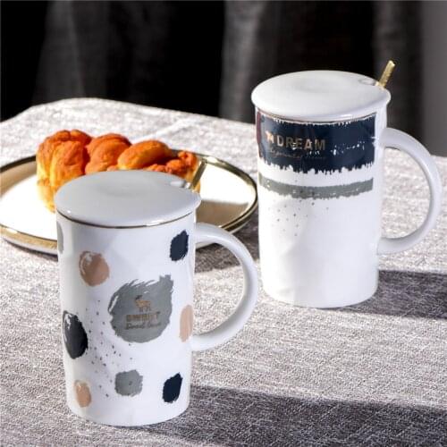 Nordic Creative Ceramic Mugs With Gold Spoon With Lid Milk Coffee Oatmeal Breakfast Home Kitchen Creative Simple Ceramic Mugs