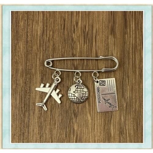 2020 / new aircraft, earth, postcard pins, creative denim collar badge brooches, clothing with gifts