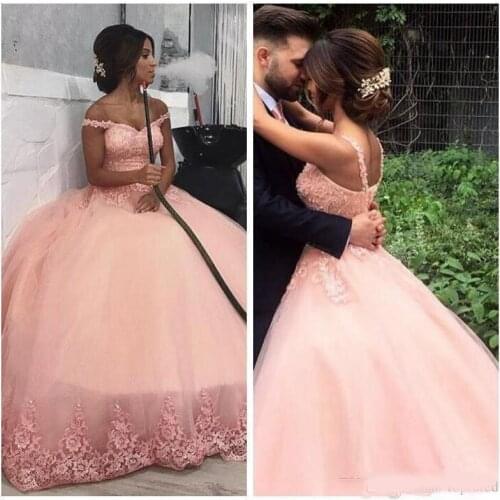 Blush Pink Ball Gown Prom Dresses Spaghetti Straps Lace Appliques Beaded Sleeveless Floor Length Evening Quinceanera Party Gowns