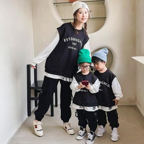 Parent-Child Clothing Childrens Sports Suits Family Look Hipop Style Fake Two Pieces Casual Loose Shirts Hoodie for Boys Girls