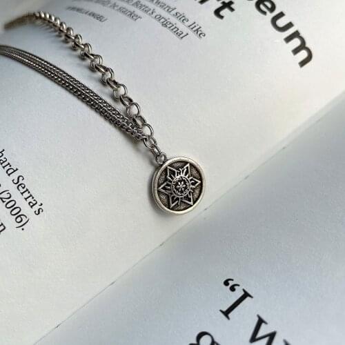 Classic Hip-hop Womens Pendant Necklace Star Shape Retro 925 Thai Silver Womens Jewelry Simple and Versatile Clavicle Chain