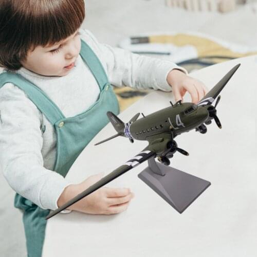 1:100 Scale WWII U.S. C47 Transport Fighter Aircraft Alloy Diecast Model Plane Room Decor