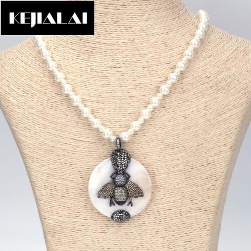 KEJIALAI Animal Pendant Necklace Shell Pearl Round Charm Insect Micro Paved with Zirconia Pearl Beads Strand Chain for Women
