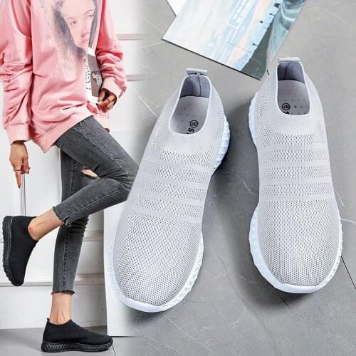 Hawcoar Women's Slip-ons