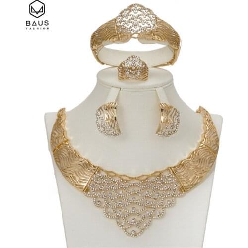 BAUS Dubai ladies Jewelry Set Bridal Wedding parts Gold jewelry Fashion suit Imitation crystal pendants garment accessories