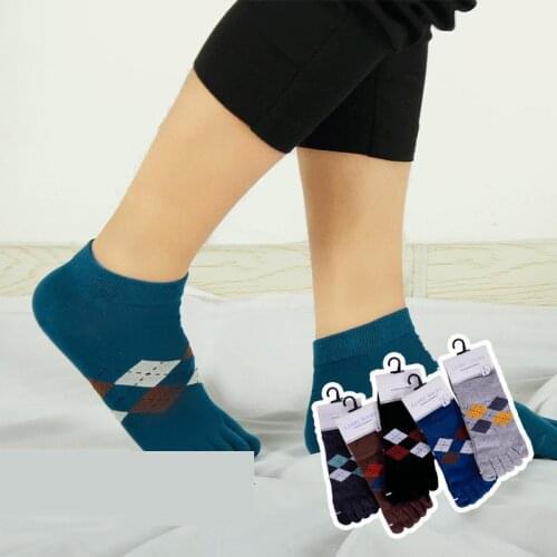 5 Pairs Mens Low Top Ankle Five Finger Socks Diamond Stripe Leisure Sports 5 Toe Socks Male Novelty Socks