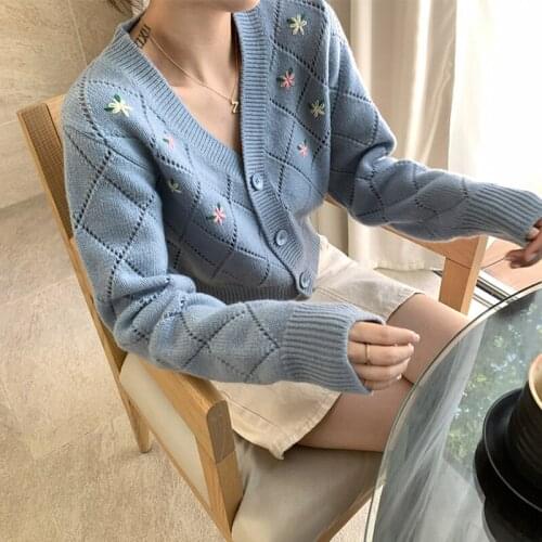 Womens Knitted Cardigan V-neck Flower Embroidery Hollow Long Sleeves Loose Sweater Wholesale 2021 New Fashion Lady Clothing