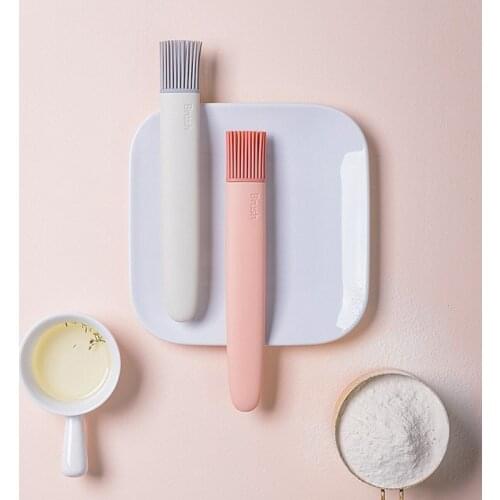 2Pcs Silicone Oil Brush Pastry Basting Brush Kitchen BBQ Oil Sauce Brush Candy Color Silicone Brush for Baking Cooking Gadgets