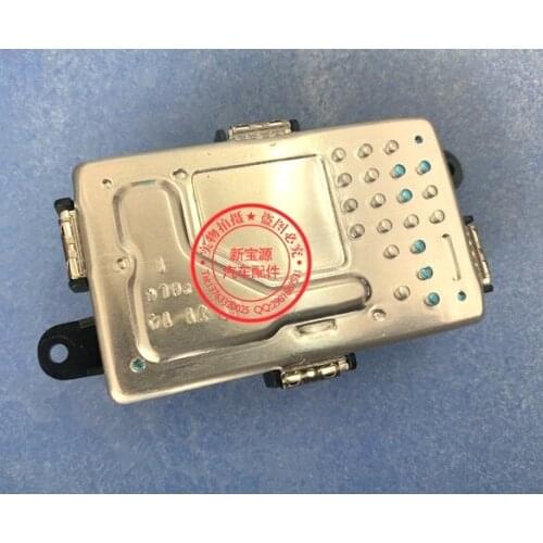For Mercedes-Benz W212 E260 E300 E200 W204 C180 blower resistance regulator