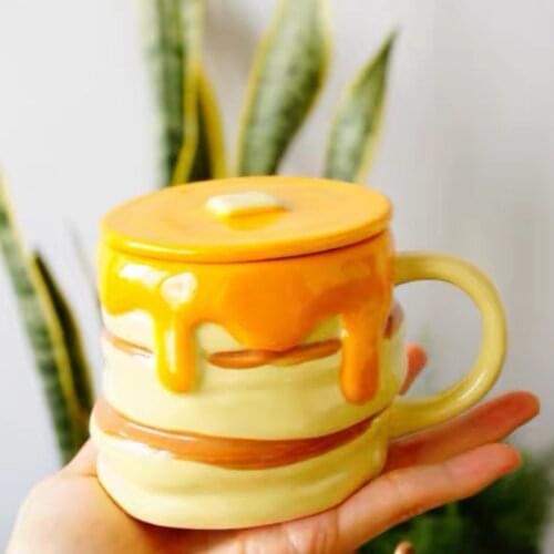 Mug With Lid Hand-Painted Boksbeugel Birthday Cute Bear Honey Shape Irregular Personality Creative Drinking Gepersonaliseerde