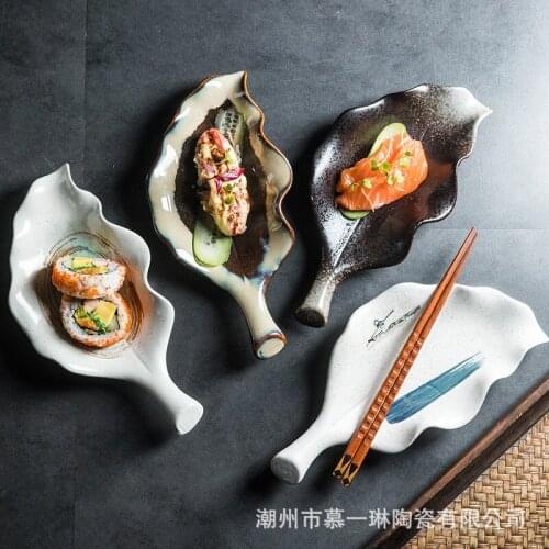 Hand painted Japanese gold leaf plate small plate creative small ceramic plate sushi check heart plate snack flat plate