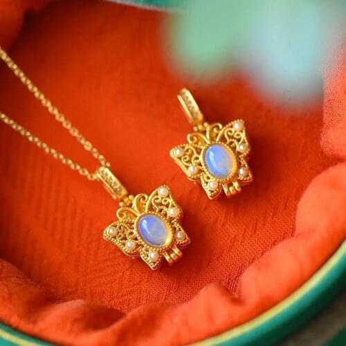 S925 Sterling Silver Gold-Plated Filigree Perfume Bag Small Butterfly Opal Pendant Open Niche for a Statue of the Buddha Exqui