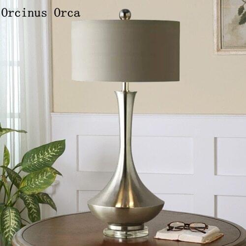 American Creative Individual Golden Table Lamp Living Room Bedside Lamp Post-modern Simple LED Iron Table Lamp free shipping