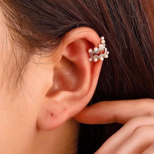 Korean Gold Color non-hole earrings micro-inlaid zircon multi-layer wave-shaped pearl ear clip Vintage Geometric Circle Earcuf