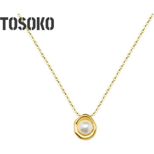 TOSOKO Stainless Steel Jewelry Shell Pearl Necklace Pearl Inlaid Concave Pendant Female Elegant Clavicle Chain BSP477