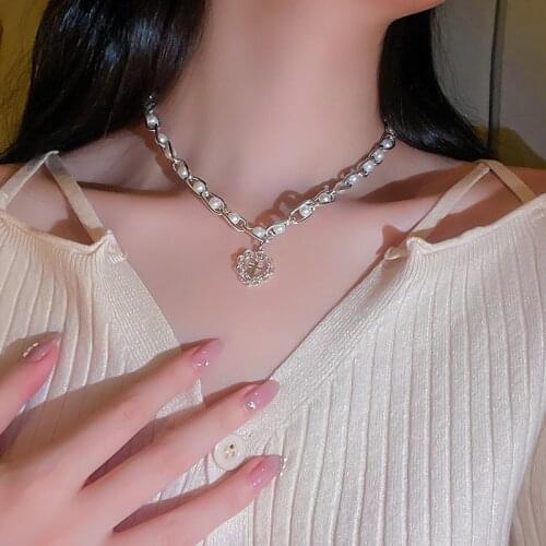 New Korean Fashion Imitation Pearl Beaded Chain Necklaces Wedding Party Jewelry For Women Trendy Cross Heart Pendant Necklaces