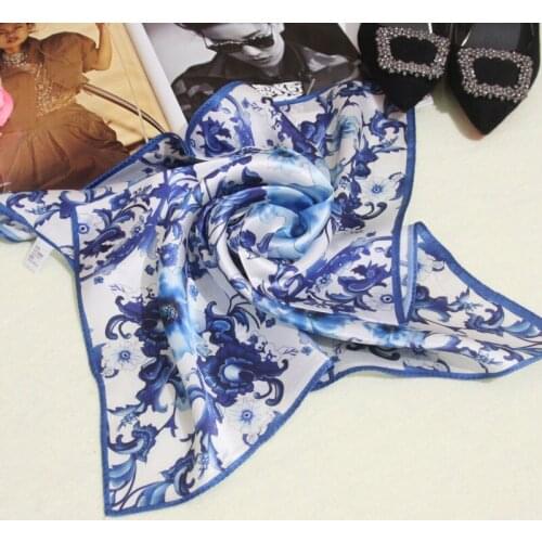[SLKSCF] 55X55CM Fashion Blue and White Porcelain Print Square Scarf Real Silk Scarves Silk Satin Scarves 100% Silk Handkerchief